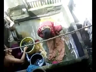 পলা সাহায্য. video বাংলা xxxx 3-1080 নমন সঙ্গে গোলাপী পোষাক